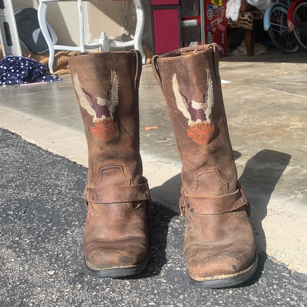 Harley Davison motorcycle boots Darren eagle harness